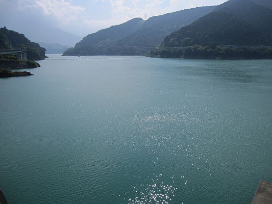 宮ケ瀬湖.jpg